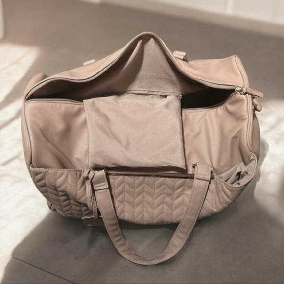 🎁BAG BEAUTY & BLING BUNDLE Atmosphere Weekender Bag fine’ry Gift Box Gold Choker - Picture 14 of 16